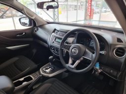 
										Nissan Navara 2.5D Se D Cab At full									