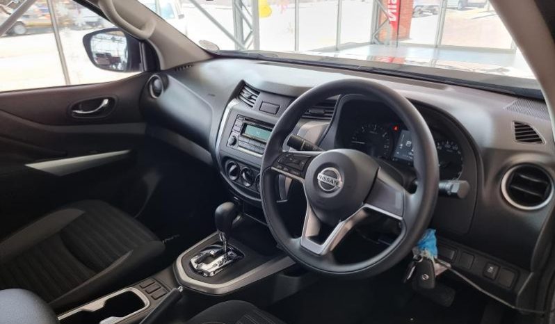 
								Nissan Navara 2.5D Se D Cab At full									