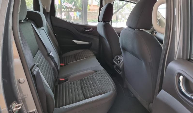 
								Nissan Navara 2.5D Se D Cab At full									
