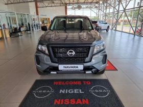 Nissan Navara 2.5D Se D Cab At