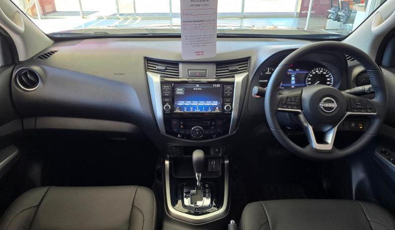
								Nissan Navara 2.5D Stealth D Cab 4X2 At full									