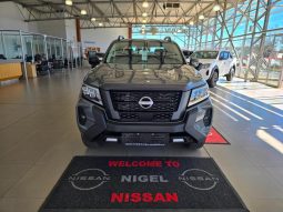 
										Nissan Navara 2.5D Stealth D Cab 4X2 At full									