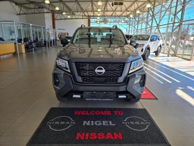 Nissan Navara 2.5D Stealth D Cab 4X2 At