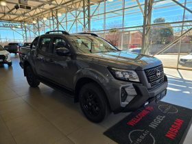 Nissan Navara 2.5D Stealth D Cab 4X2 At