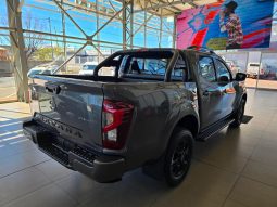 
										Nissan Navara 2.5D Stealth D Cab 4X2 At full									