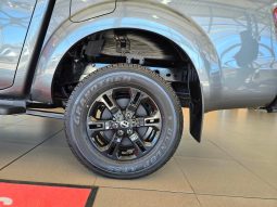 
										Nissan Navara 2.5D Stealth D Cab 4X2 At full									