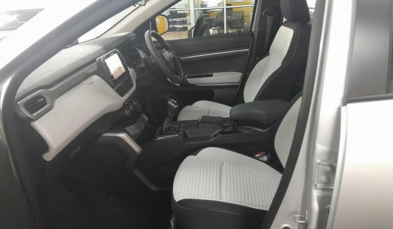 
								Renault Kiger 1.0L TECHNO full									