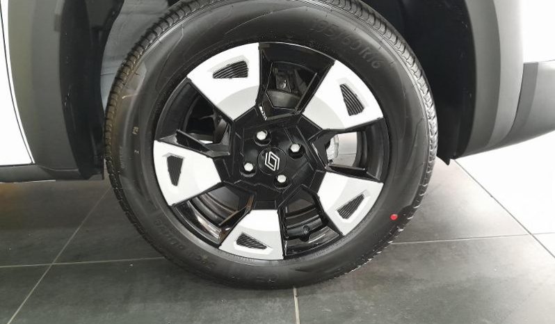 
								Renault Kiger 1.0L TECHNO AMT full									