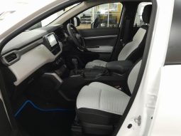 
										Renault Kiger 1.0L TECHNO AMT full									