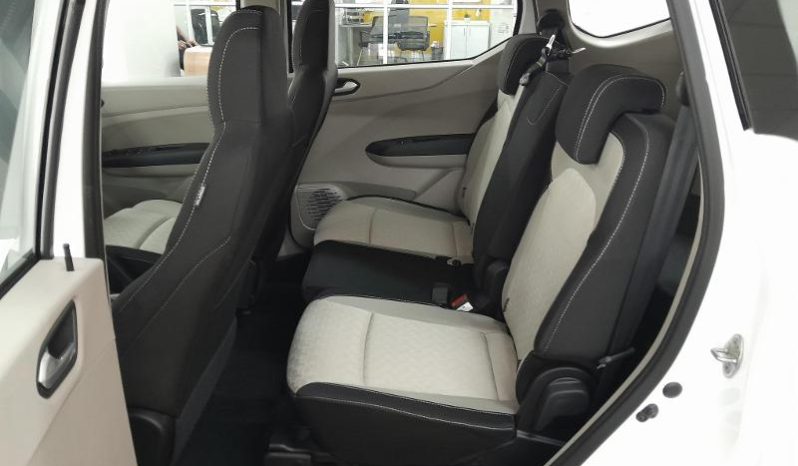 
								Renault Triber 1.0 Techno full									