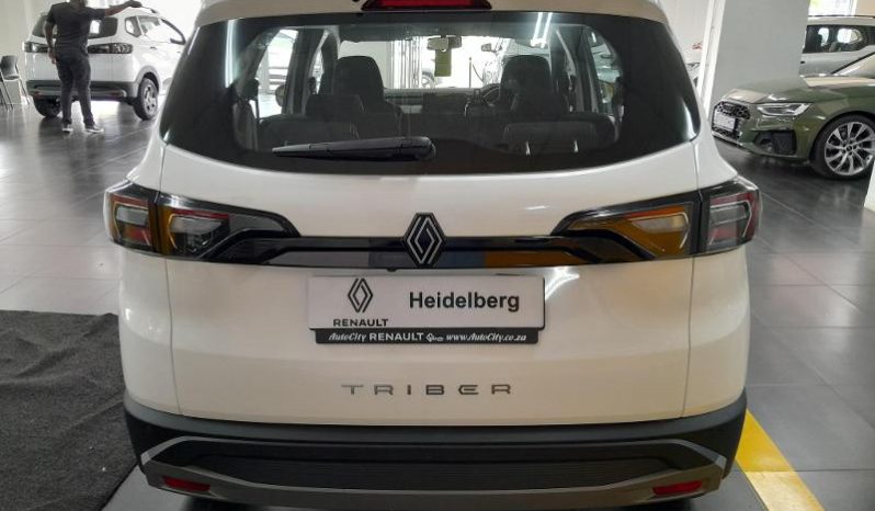 
								Renault Triber 1.0 Techno full									