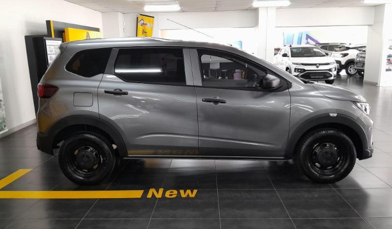 
								Renault Triber 1.0 Evolution full									