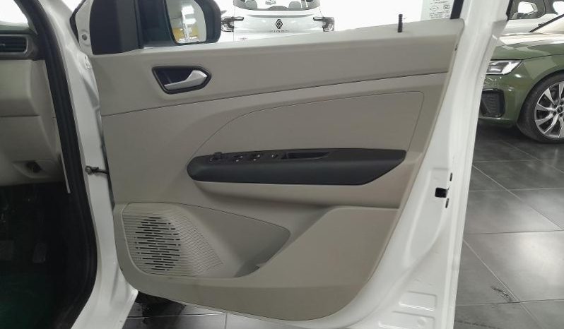 
								Renault Triber 1.0 Techno full									