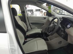 
										Renault Triber 1.0 Techno full									
