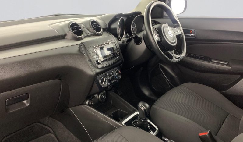 
								Suzuki Swift 1.2I Gl Amt full									