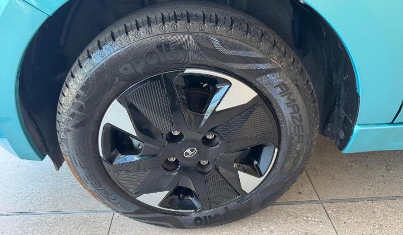 
								Tata Tiago 1.2 Xt Amt full									