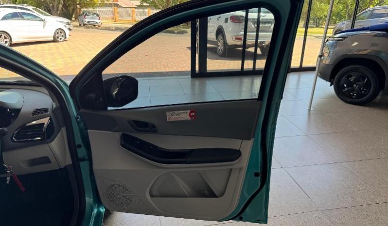 
								Tata Tiago 1.2 Xt Amt full									