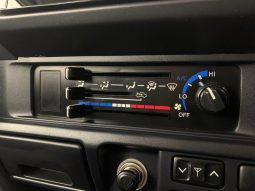 
										Toyota Land Cruiser 76 4.5D V8 Station Wagon full									