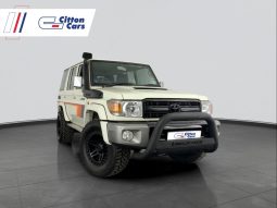 
										Toyota Land Cruiser 76 4.5D V8 Station Wagon full									