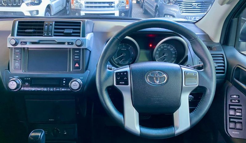 
								Toyota Land Cruiser Prado 3.0DT Tx At full									