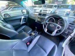 
										Toyota Land Cruiser Prado 3.0DT Tx At full									