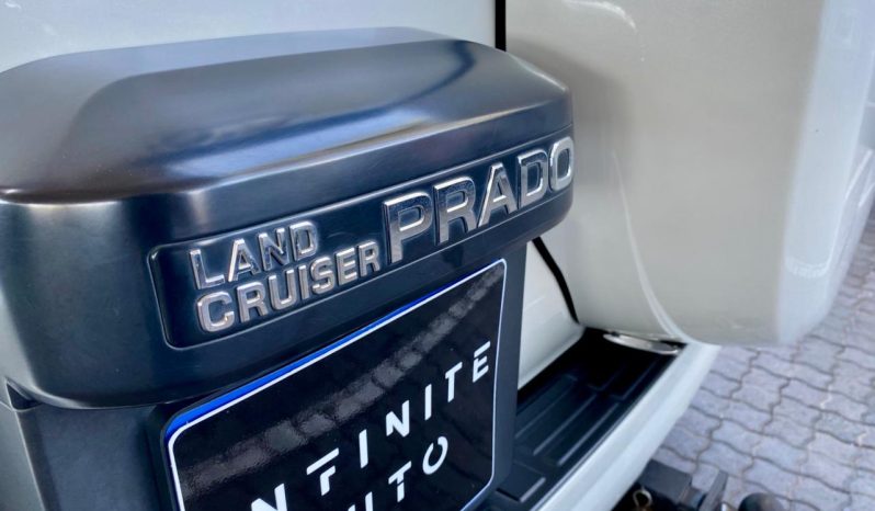 
								Toyota Land Cruiser Prado 3.0DT Tx At full									