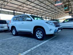
										Toyota Land Cruiser Prado 3.0DT Tx At full									