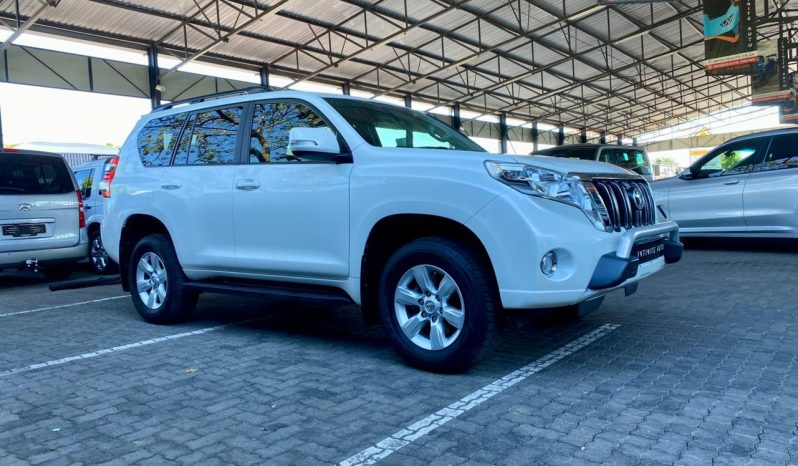 
								Toyota Land Cruiser Prado 3.0DT Tx At full									