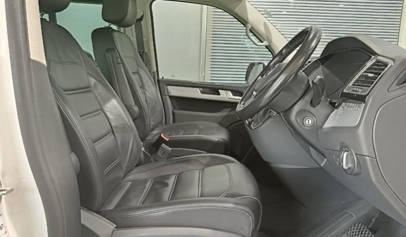 
								Volkswagen Caravelle 2.0 BITDI Highline DSG 4 Motion full									