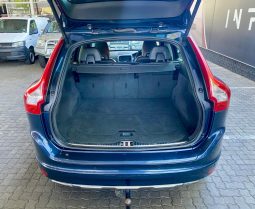
										Volvo Xc60 D4 Elite Geartronic full									