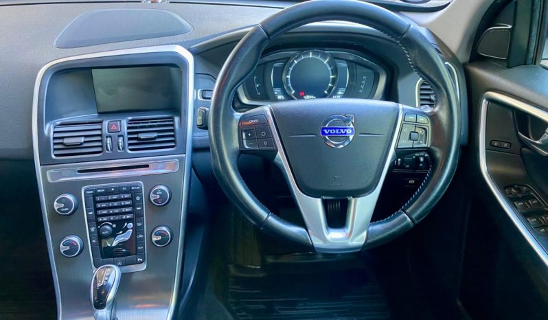 
								Volvo Xc60 D4 Elite Geartronic full									