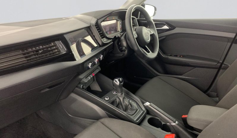 
								Audi A1 Sportback 30 Tfsi Advanced S Tronic full									