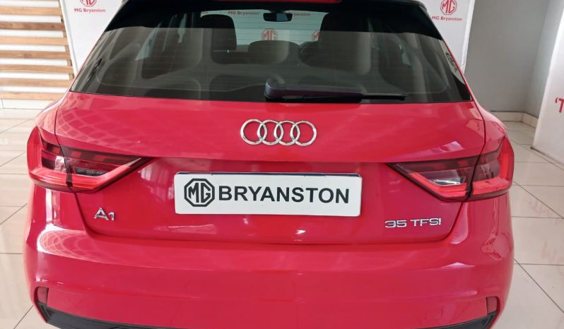 
								Audi A1 Sportback 35 Tfsi S-Tronic full									