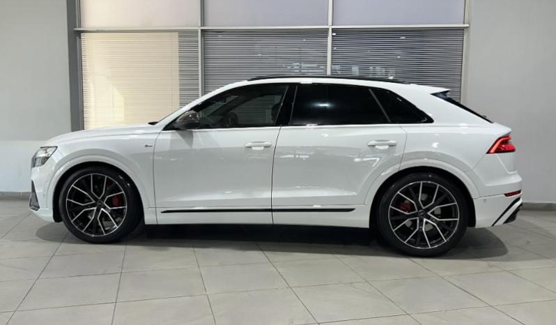 
								Audi Q8 45 Tdi Quattro Tiptronic full									