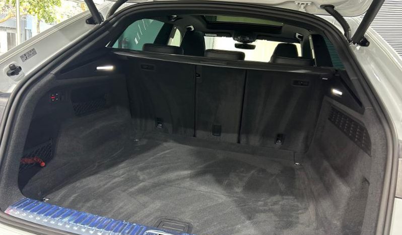 
								Audi Q8 45 Tdi Quattro Tiptronic full									