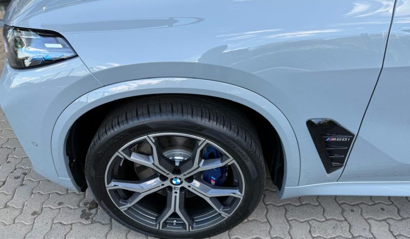 
								BMW X5 M60i full									