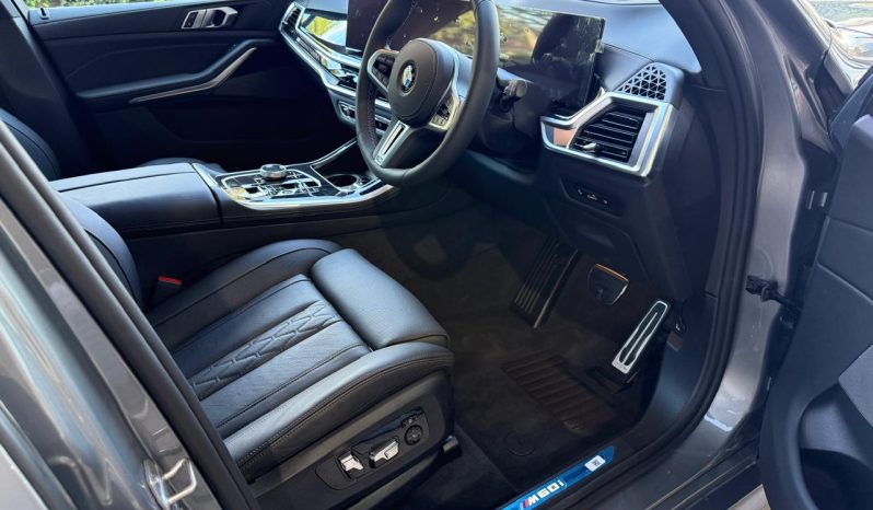 
								BMW X5 M60i full									