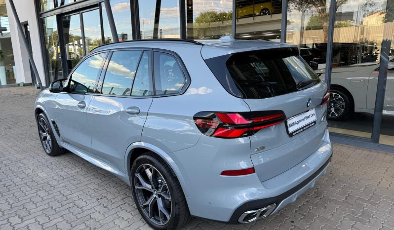 
								BMW X5 M60i full									