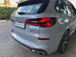 
										BMW X5 M60i full									