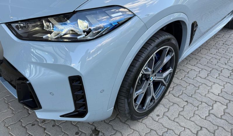 
								BMW X5 M60i full									