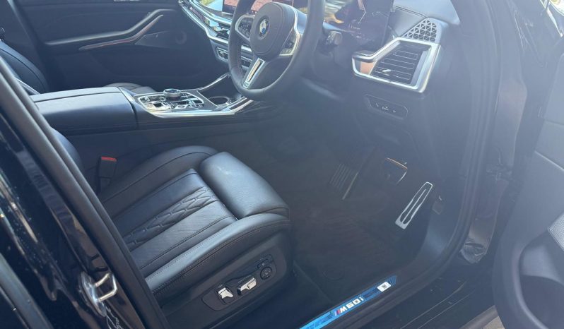 
								BMW X7 Xdrive M60i M Performance Pro full									