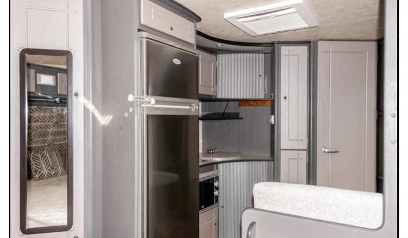 
								Caravan Jurgens Classique full									