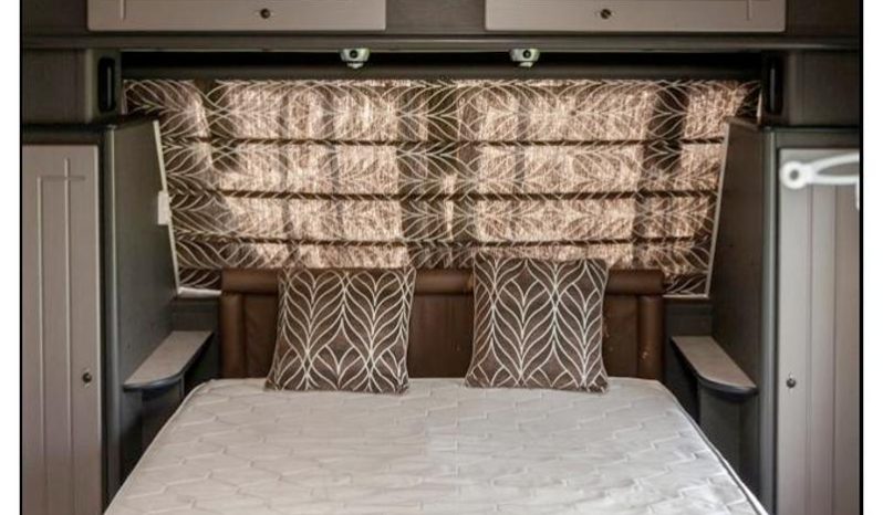 
								Caravan Jurgens Classique full									