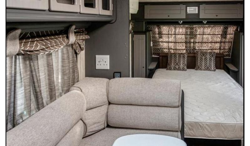
								Caravan Jurgens Classique full									