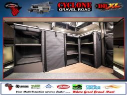 
										Caravan Outbound Cyclone DBxl full									