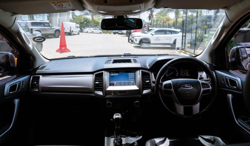 
								Ford Everest 2.0Bi-Turbo XLT full									