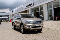
										Ford Everest 2.0Bi-Turbo XLT full									