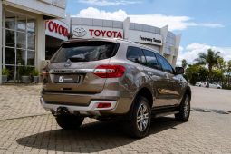 
										Ford Everest 2.0Bi-Turbo XLT full									