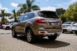 
										Ford Everest 2.0Bi-Turbo XLT full									