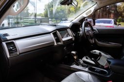 
										Ford Everest 2.0Bi-Turbo XLT full									